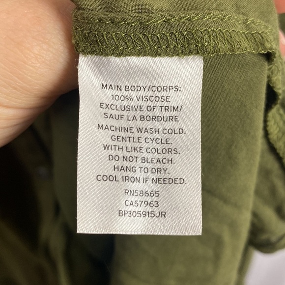 Sun & Shadow Olive Green Button Front Lace Ribbon Accent Blouse - Size Large - Picture 8 of 12